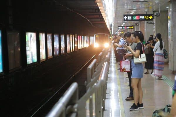 شبكات قطار المترو في 24 مدينة صينية تتكبد خسارات ضخمة سنوياً