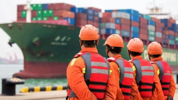 ارتفاع حجم التجارة الخارجية للصين بنسبة 3.9٪ في النصف الأول من العام