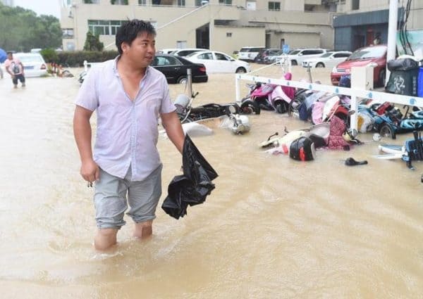 إعصار ليكيما يضرب السواحل الشرقية من الصين وإجلاء أكثر من مليون شخص