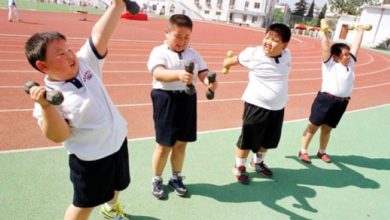 أطفال صينيين يعانون من السمنة