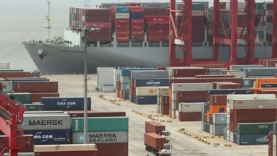 انخفاض حجم التجارة الخارجية الصينية 11% بأول شهرين من العام الحالي