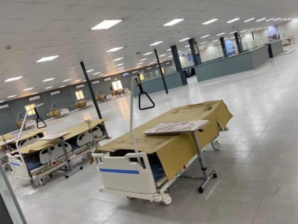 الصين للبتروكيماويات تساعد الكويت على بناء أول مستشفى مؤقت لمرضى كوفيد 19