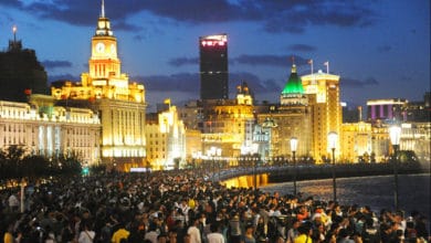 شانغهاي تستقبل أكثر من مليون زائر في أول يومين من عيد العمال