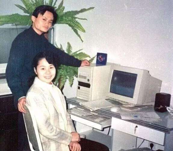 جاك ما مع زوجته جانغ ينغ